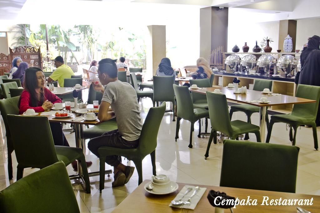 De Batara Hotel Bandung Ngoại thất bức ảnh
