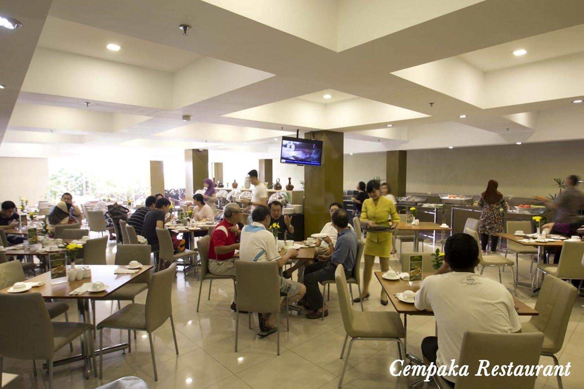 De Batara Hotel Bandung Ngoại thất bức ảnh