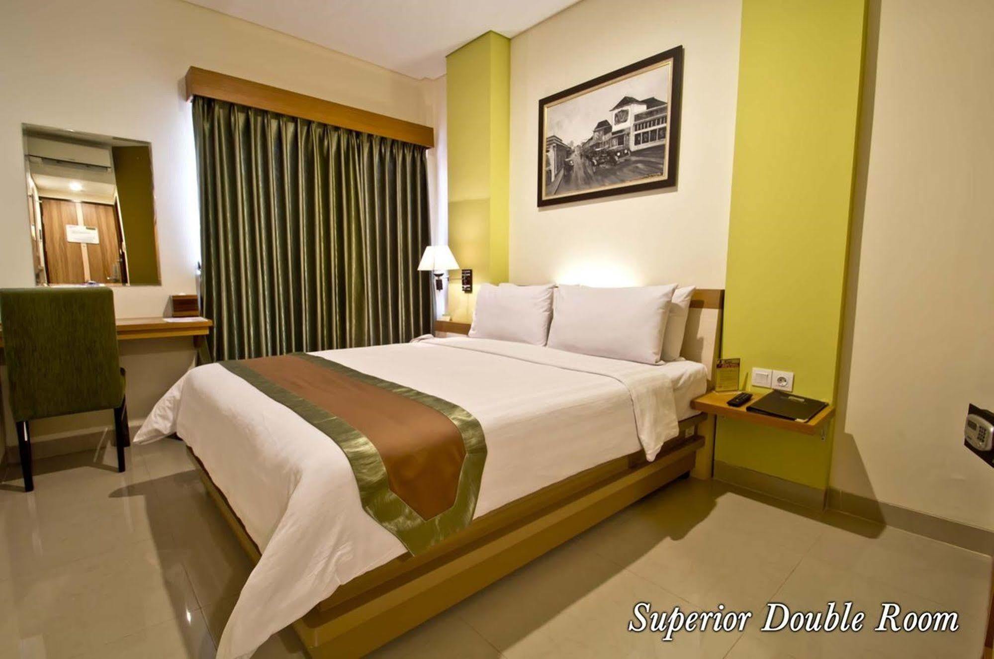 De Batara Hotel Bandung Ngoại thất bức ảnh
