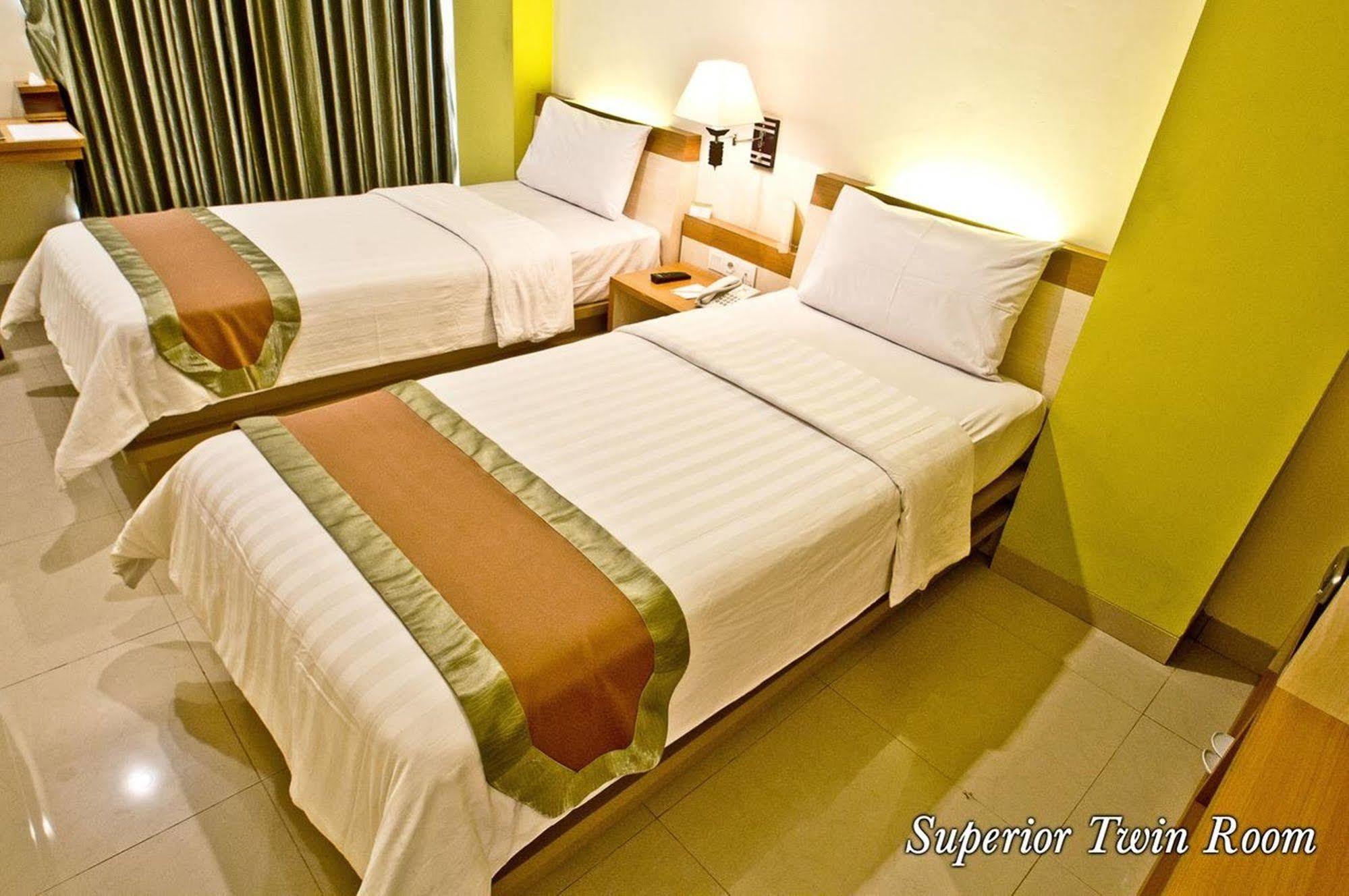 De Batara Hotel Bandung Ngoại thất bức ảnh